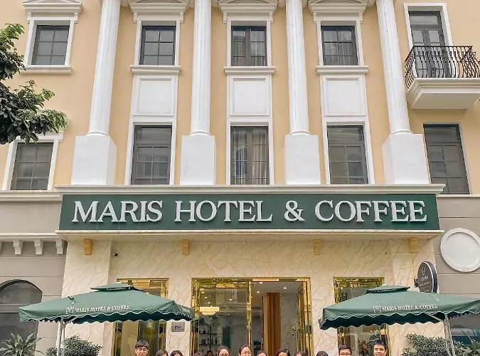 Maris & Coffee